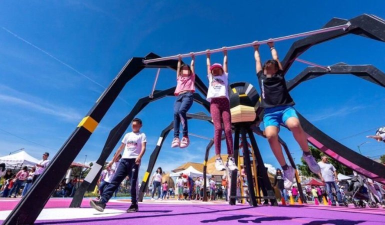 [Chilango] ¡De Dinamarca para Iztapalapa! Así es el nuevo parque de juegos monumentales de la Utopía Libertad